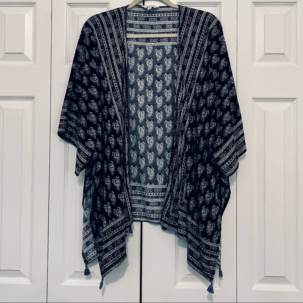 Lucky Brand Black and Gray Patterned Kimono Jacket